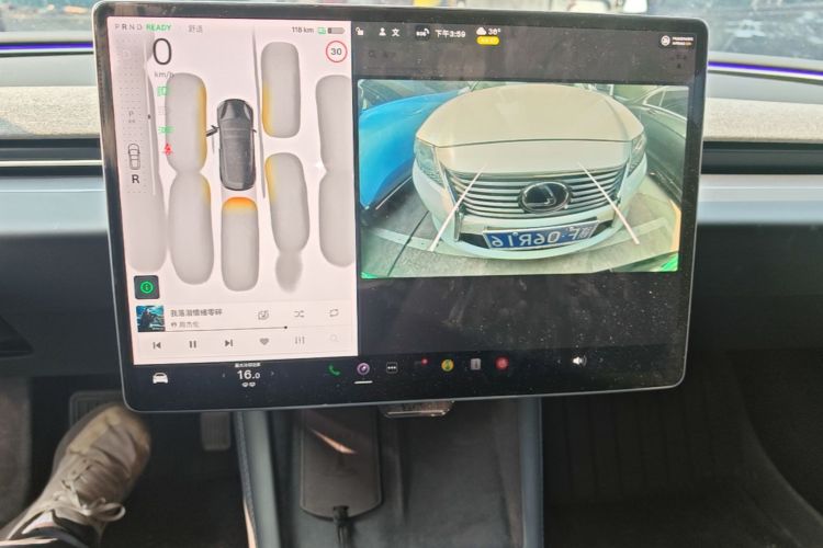 Tesla Model 3 2024 #15 Tesla Model 3 2024 car image #15