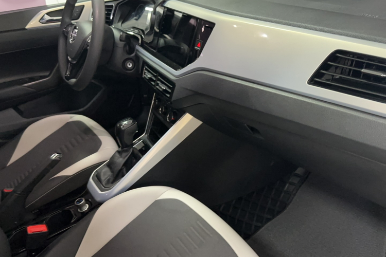 Volkswagen Polo 2020 #19 Volkswagen Polo 2020 صورة سيارة #19