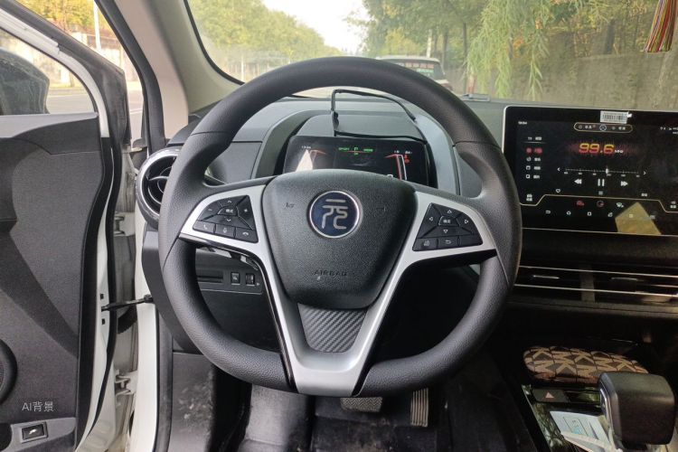 BYD Yuan New Energy 2019 car image #12