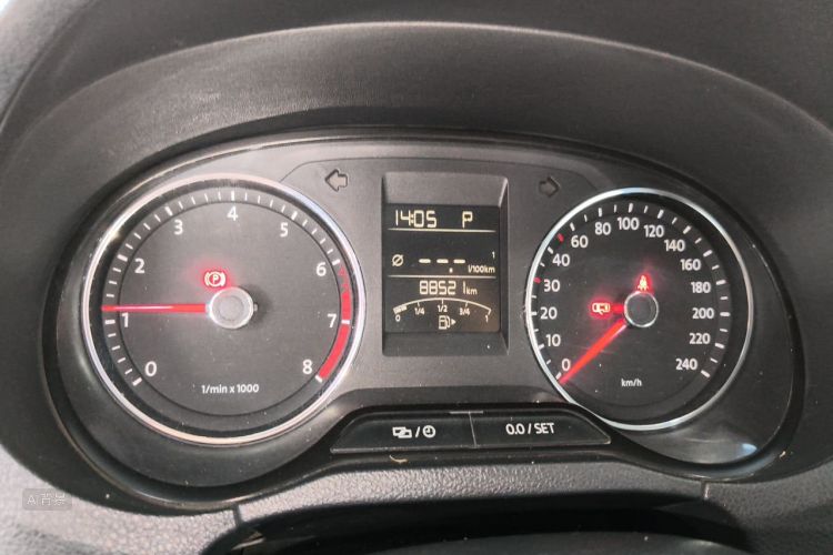Volkswagen Polo 2014 car image #13