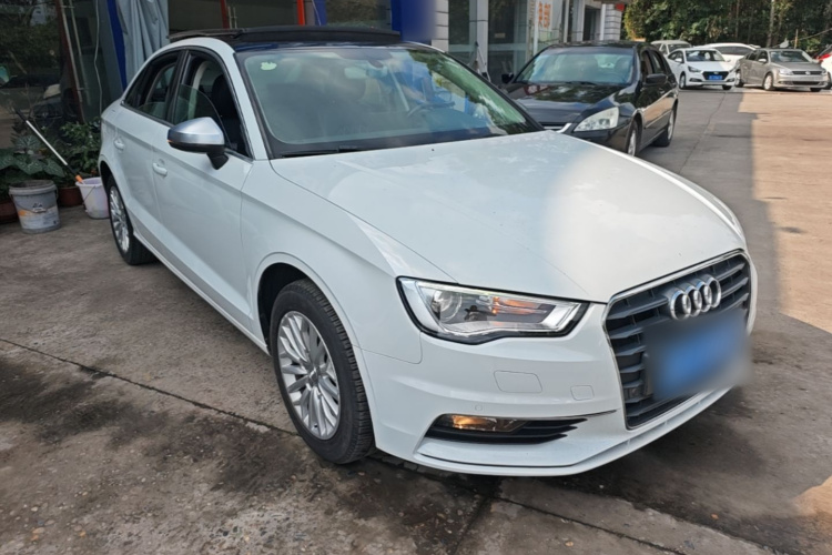Audi A3 2016 car image #4