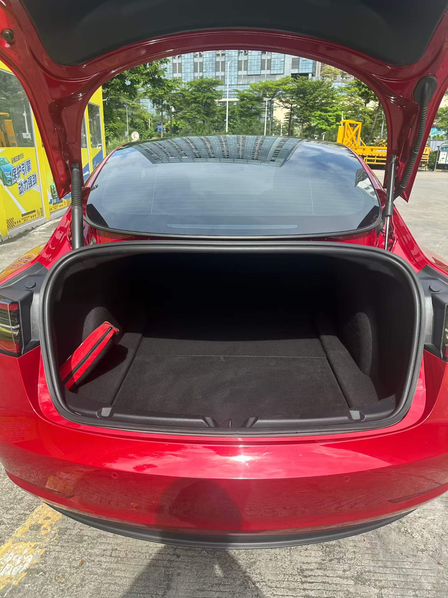 Tesla Model 3 2022 car image #8