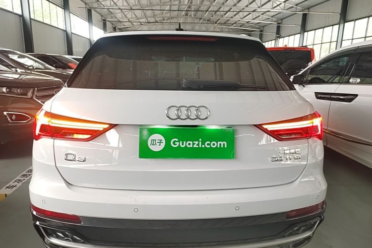 Audi Q3 2024 car image #6