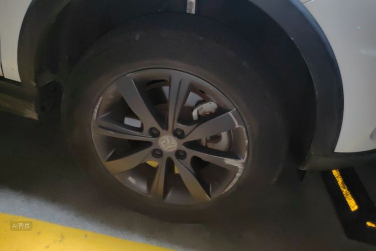 BYD Yuan New Energy 2018 car image #9