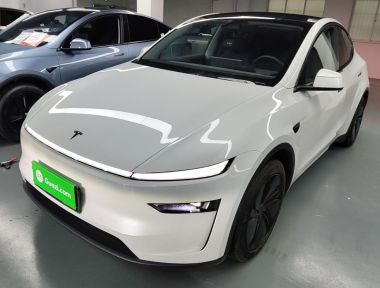 Tesla Model Y 2025 Tesla Model Y 2025 immagine di auto