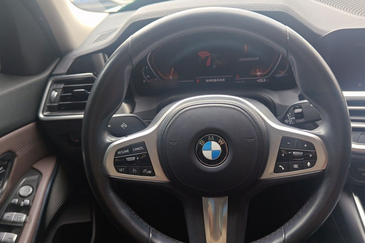 BMW 3 Series 2021 #12 BMW 3 Series 2021 immagine di auto #12
