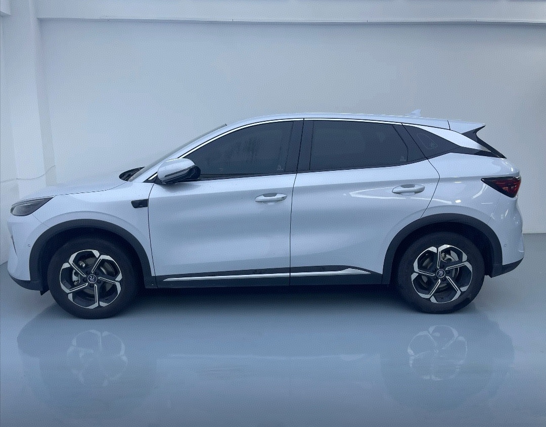 BYD Yuan Plus 2025 immagine di auto #4