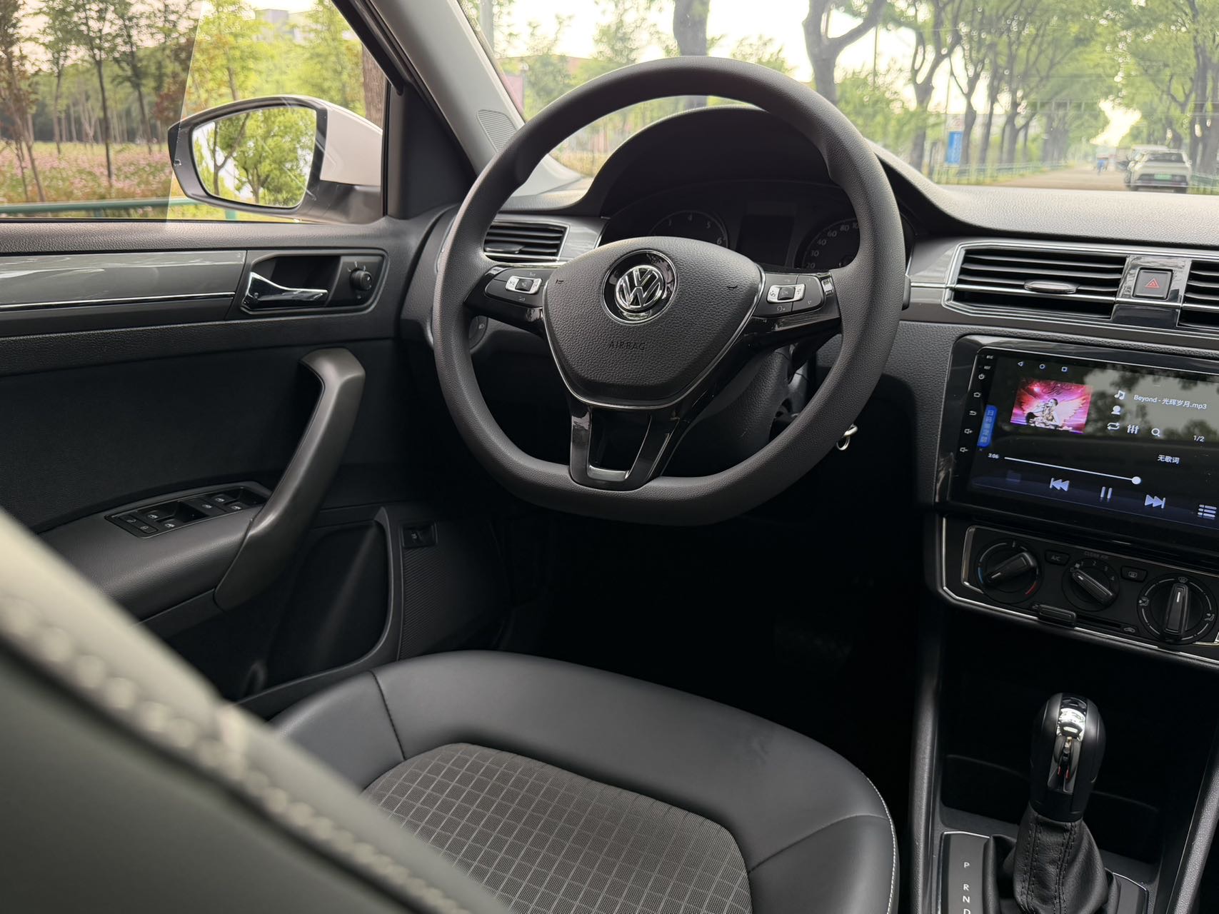 Volkswagen Santana 2017 #9 Volkswagen Santana 2017 car image #9