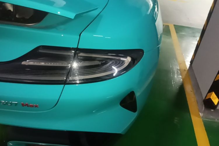 MI SU7 2024 car image #8