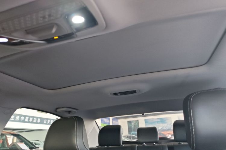 GEELY Emgrand 2020 #18 GEELY Emgrand 2020 car image #18