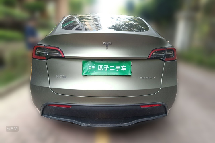 Tesla Model Y 2023 #6 Tesla Model Y 2023 car image #6