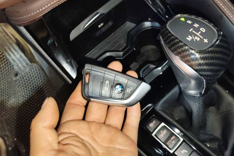 BMW X1 New Energy 2020 car image #9