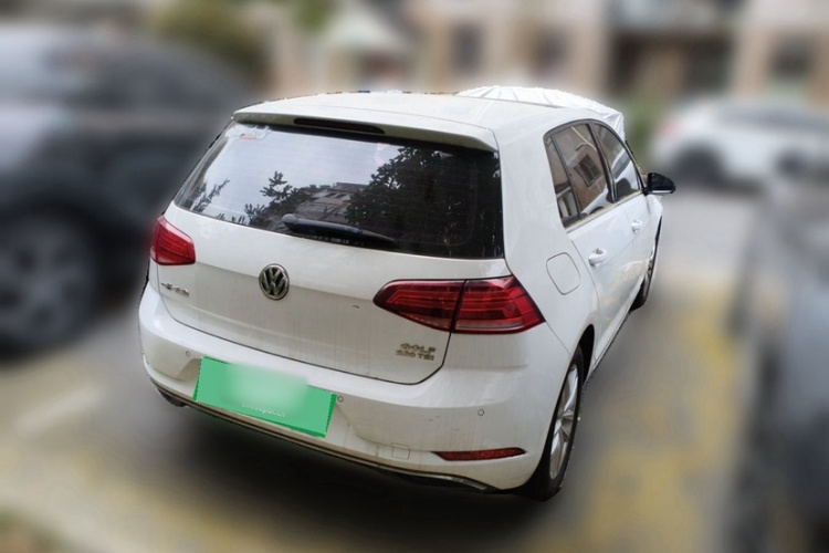 Volkswagen Golf 2018 #4 Volkswagen Golf 2018 صورة سيارة #4