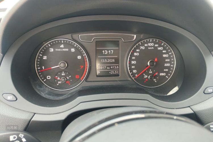 Audi Q3 2017 #13 Audi Q3 2017 car image #13