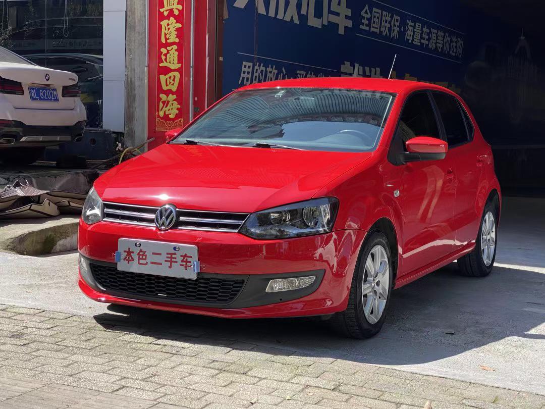 Volkswagen Polo 2014 Volkswagen Polo 2014 car image