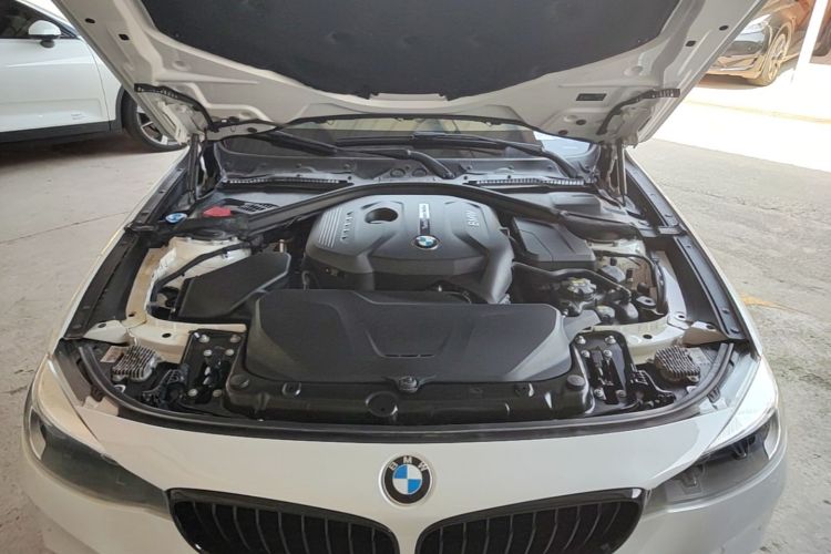 BMW 3 Series GT 2021 #22 BMW 3 Series GT 2021 car image #22