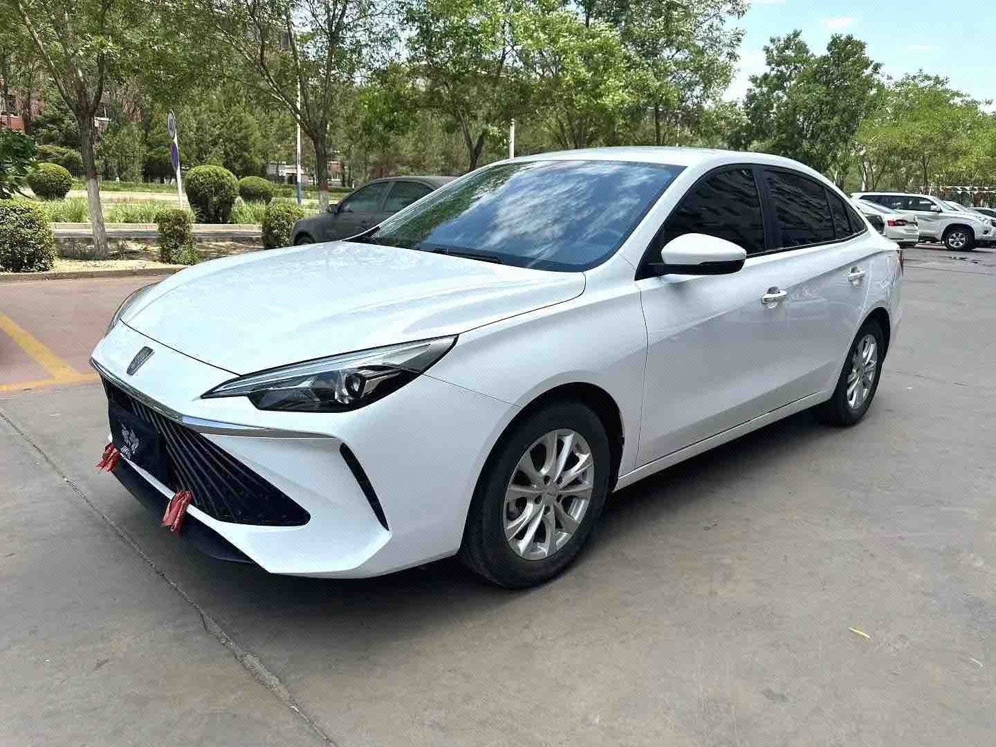 Roewe i5 2024 Roewe i5 2024 car image