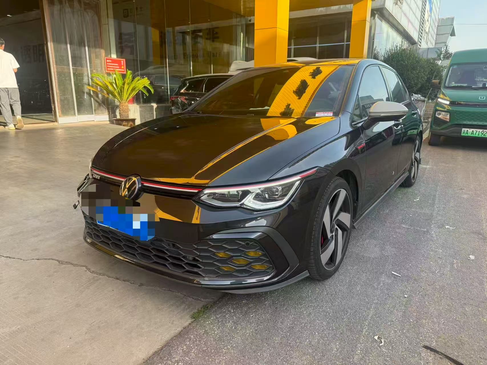 Volkswagen GolfGTI 2024 car image 