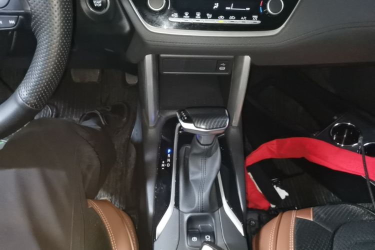 Toyota Corolla Cross 2023 car image #14