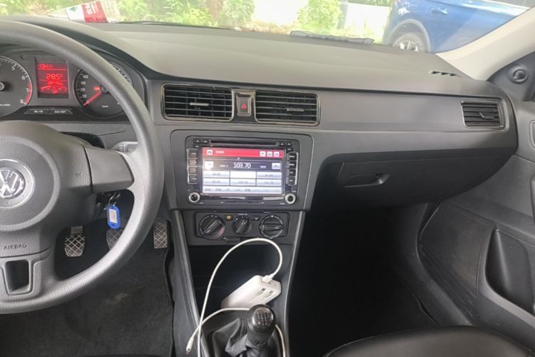 Volkswagen Santana 2016 #17 Volkswagen Santana 2016 car image #17