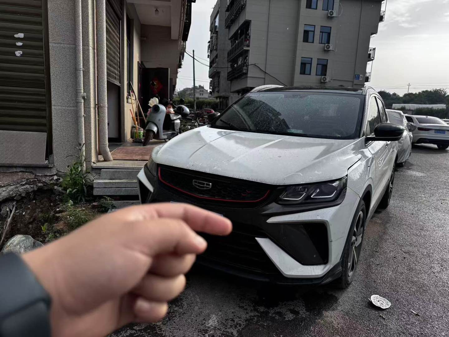 GEELY Coolray 2021 car image 
