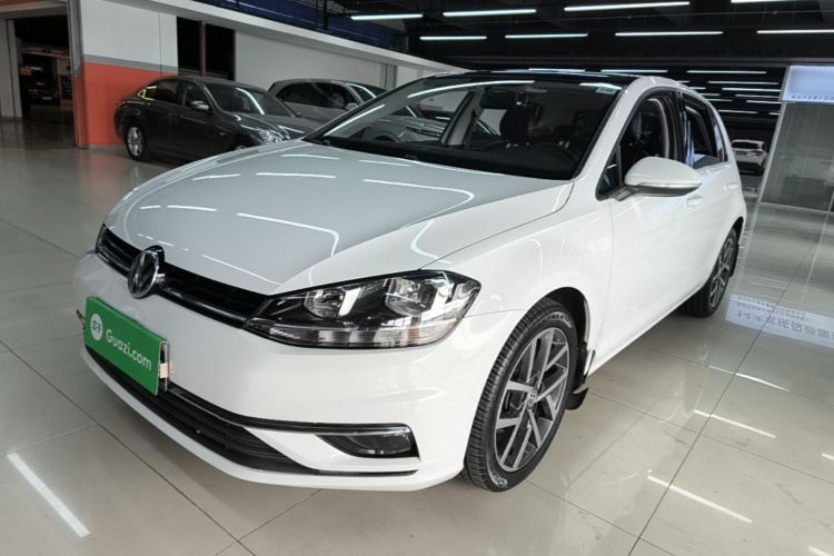 Volkswagen Golf 2020 #2 Volkswagen Golf 2020 car image #2