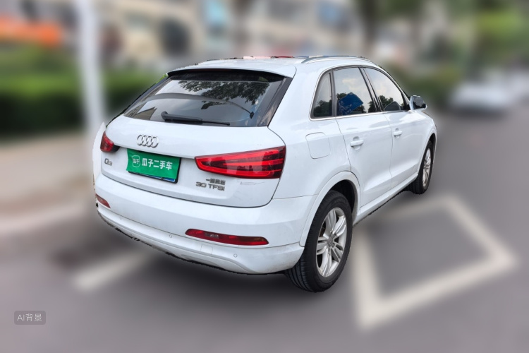 Audi Q3 2015 car image #7
