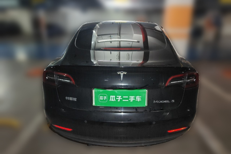 Tesla Model 3 2022 car image #4