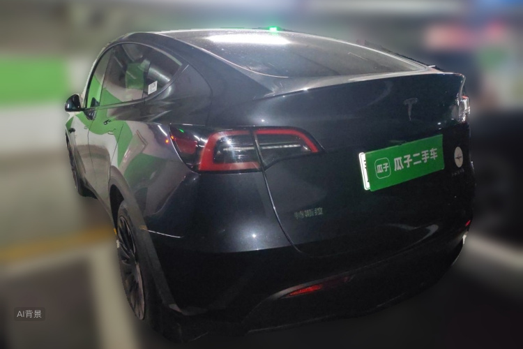 Tesla Model Y 2024 #5 Tesla Model Y 2024 car image #5