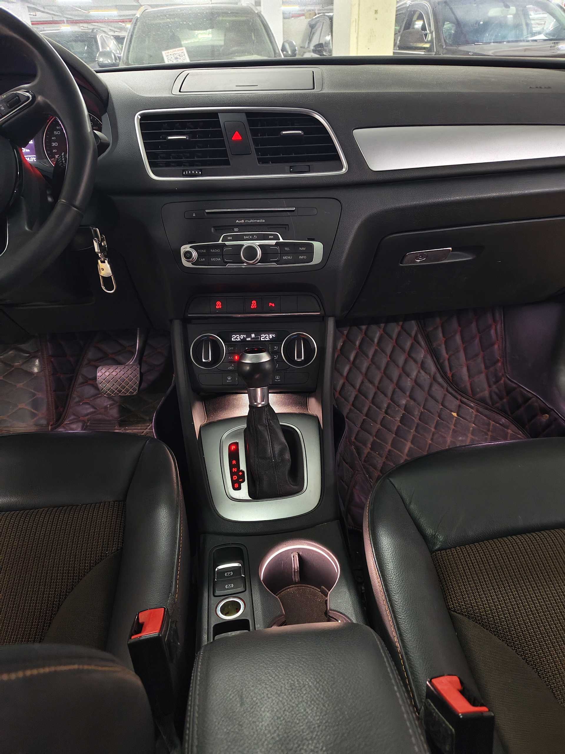 Audi Q3 2018 #4 Audi Q3 2018 car image #4