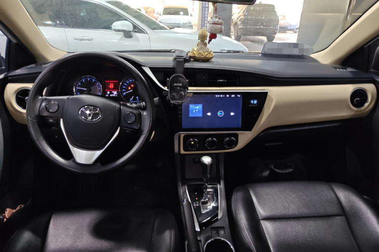 Toyota Corolla 2018 immagine di auto #10