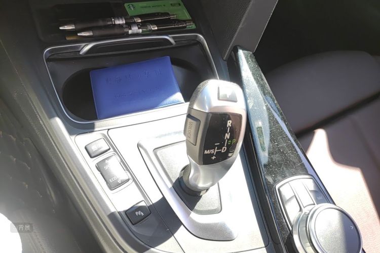 BMW 3 Series 2019 #16 BMW 3 Series 2019 car image #16