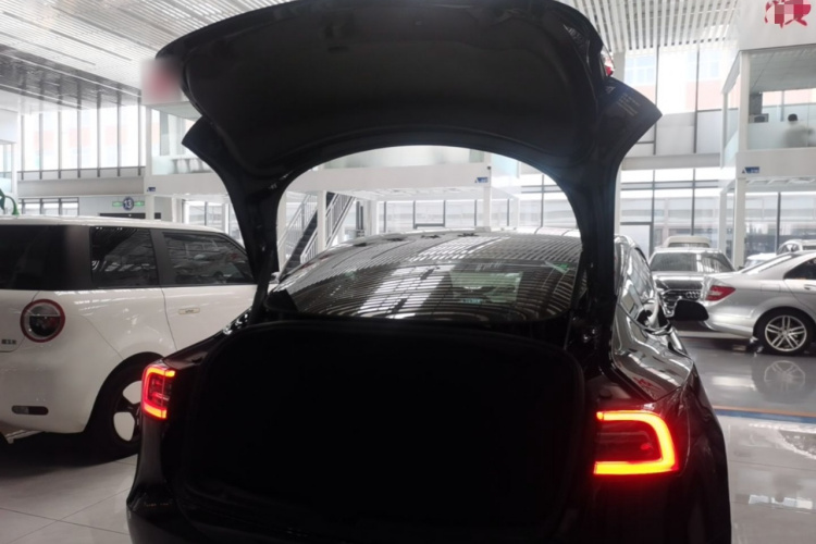 Tesla Model 3 2023 #19 Tesla Model 3 2023 car image #19