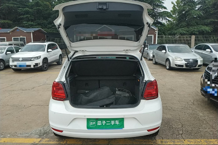 Volkswagen Polo 2016 #21 Volkswagen Polo 2016 car image #21