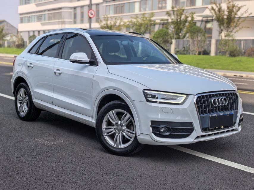 Audi Q3 2015 #3 Audi Q3 2015 car image #3