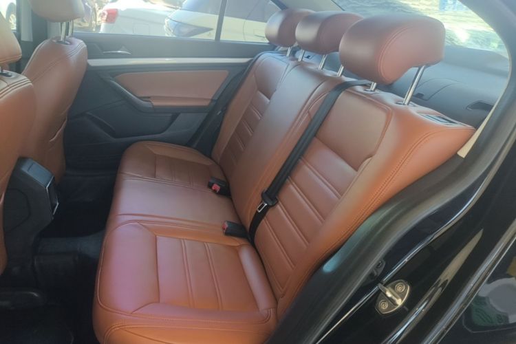 Volkswagen Lavida 2017 car image #17