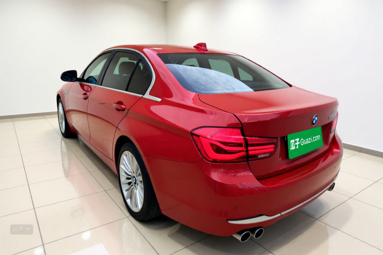 BMW 3 Series 2018 car image #5