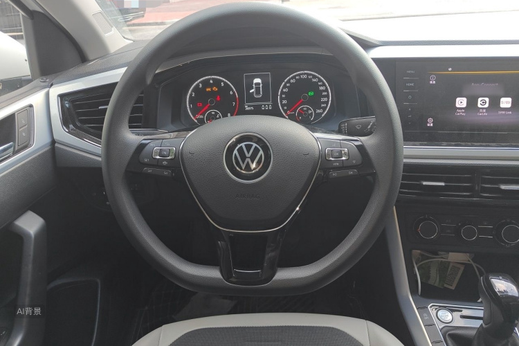 Volkswagen Polo 2021 car image #12