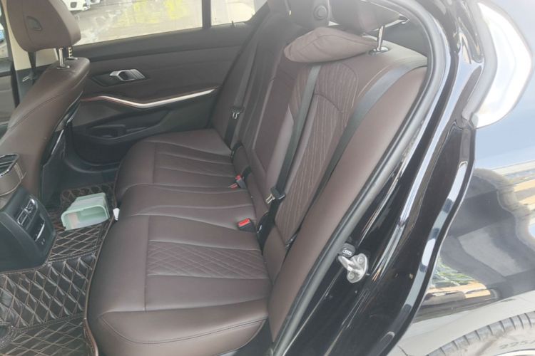 BMW 3 Series 2022 #17 BMW 3 Series 2022 car image #17