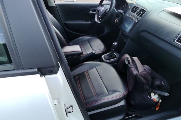 Volkswagen Polo 2017 #24 Volkswagen Polo 2017 car image #24