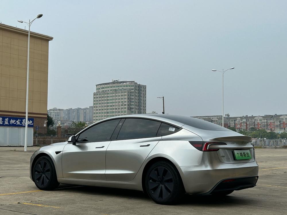 Tesla Model 3 2024 #5 Tesla Model 3 2024 immagine di auto #5