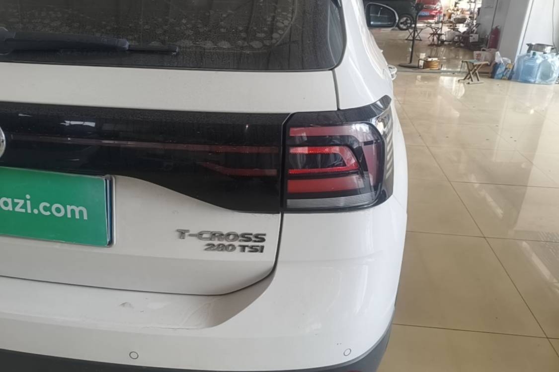 Volkswagen T-Cross 2019 #7 Volkswagen T-Cross 2019 car image #7