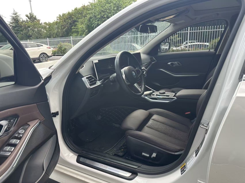 BMW i3 2022 image de voiture #4