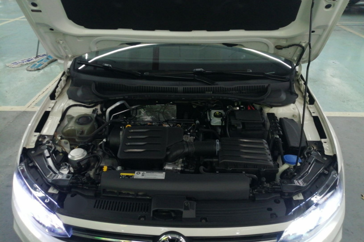 Volkswagen Polo 2020 صورة سيارة #22