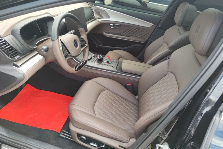 BYD Han 2024 car image #15
