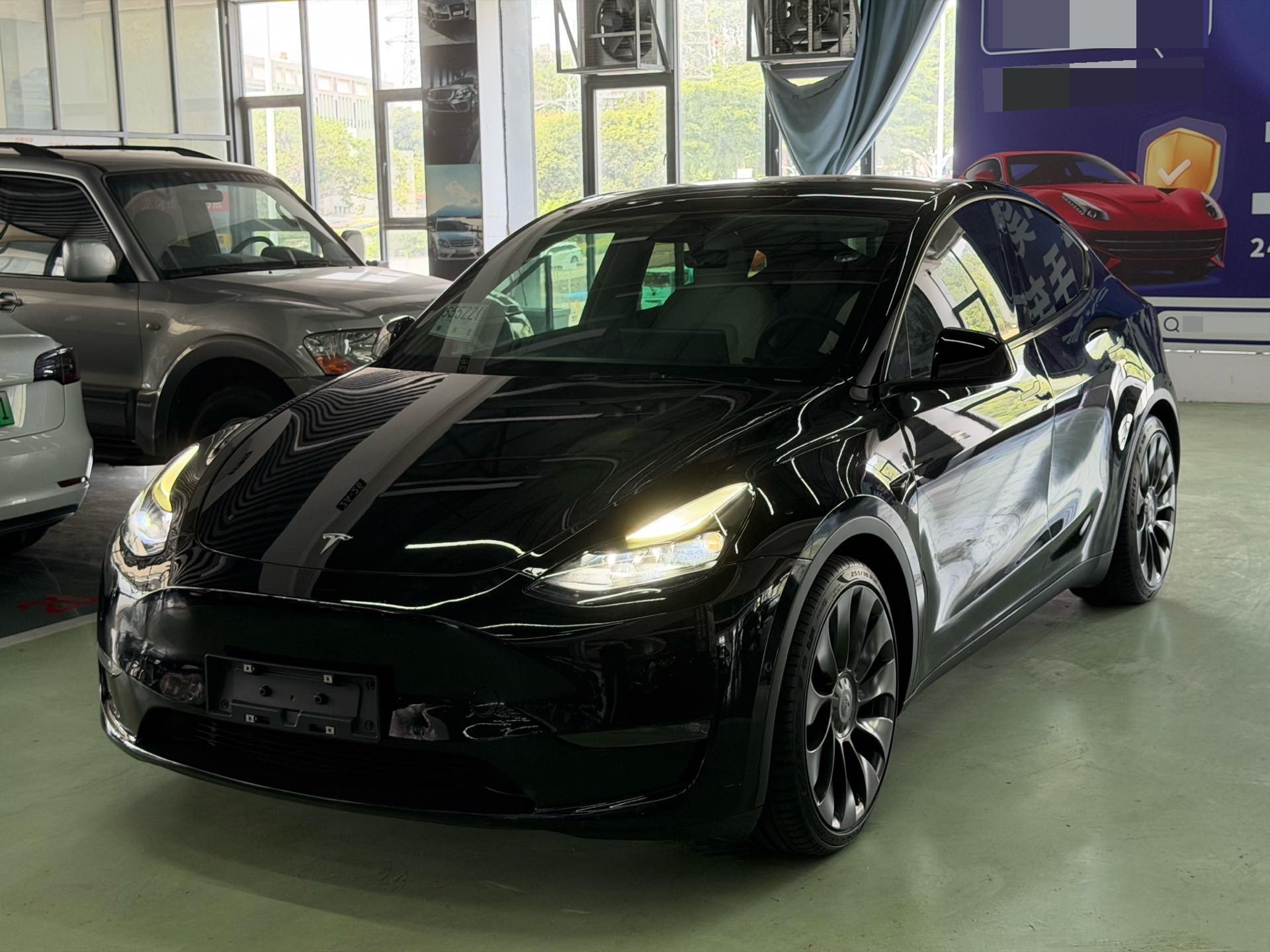 Tesla Model Y 2022 Tesla Model Y 2022 car image