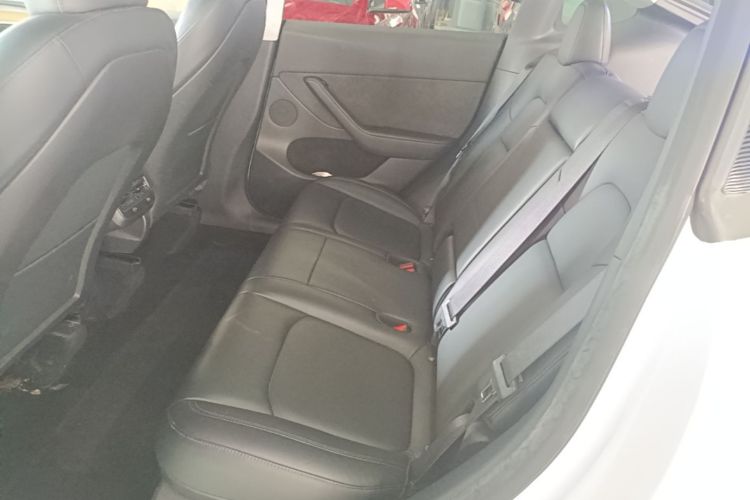 Tesla Model Y 2022 #17 Tesla Model Y 2022 car image #17