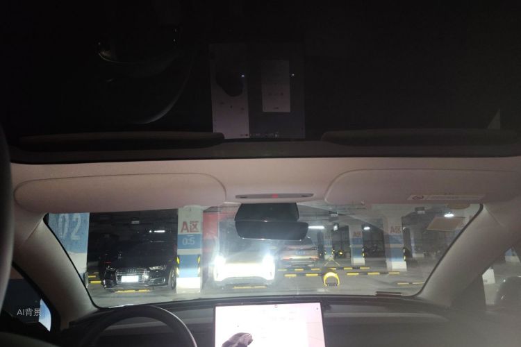 Tesla Model 3 2025 immagine di auto #20
