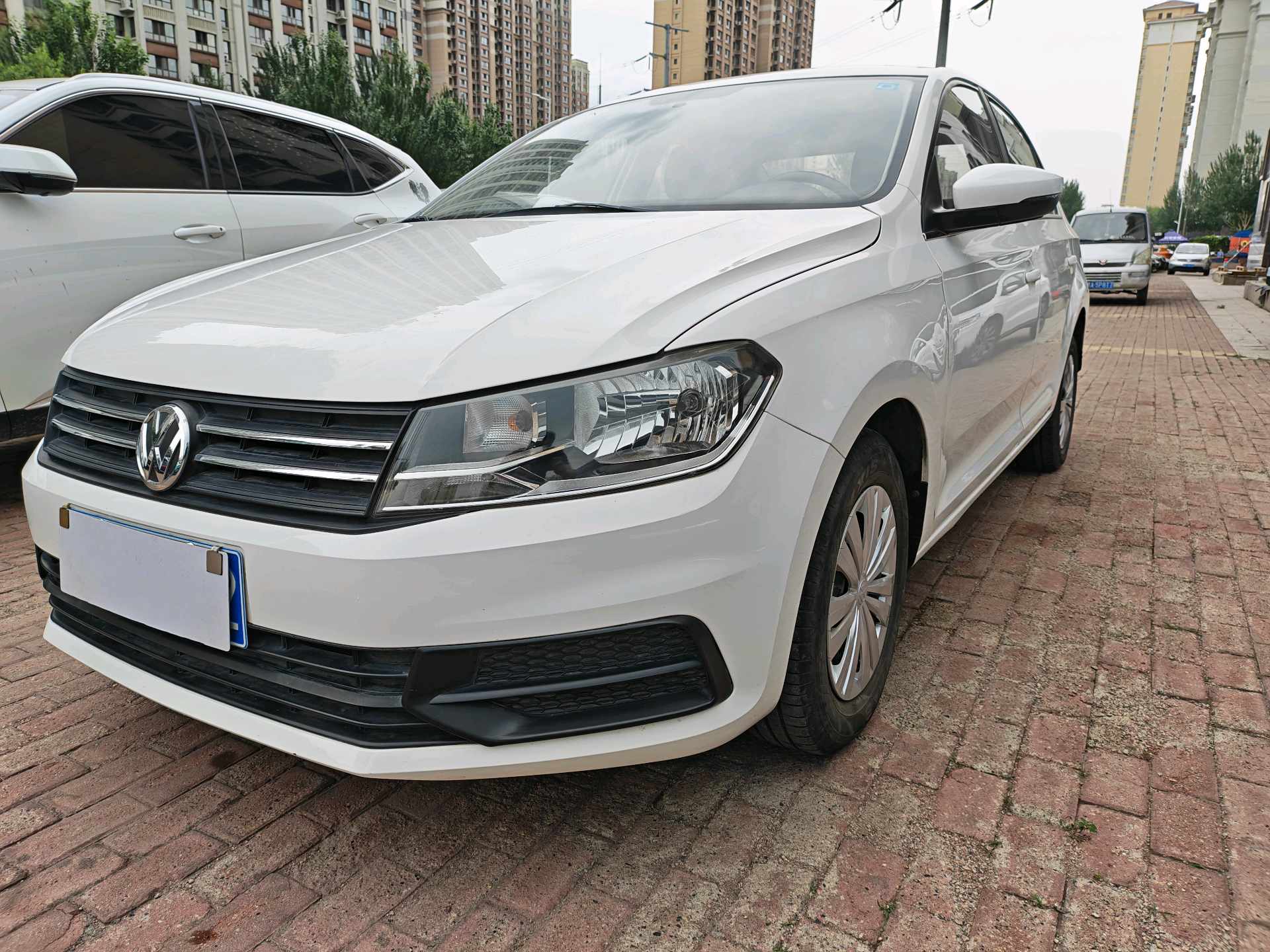 Volkswagen Santana 2021 car image 