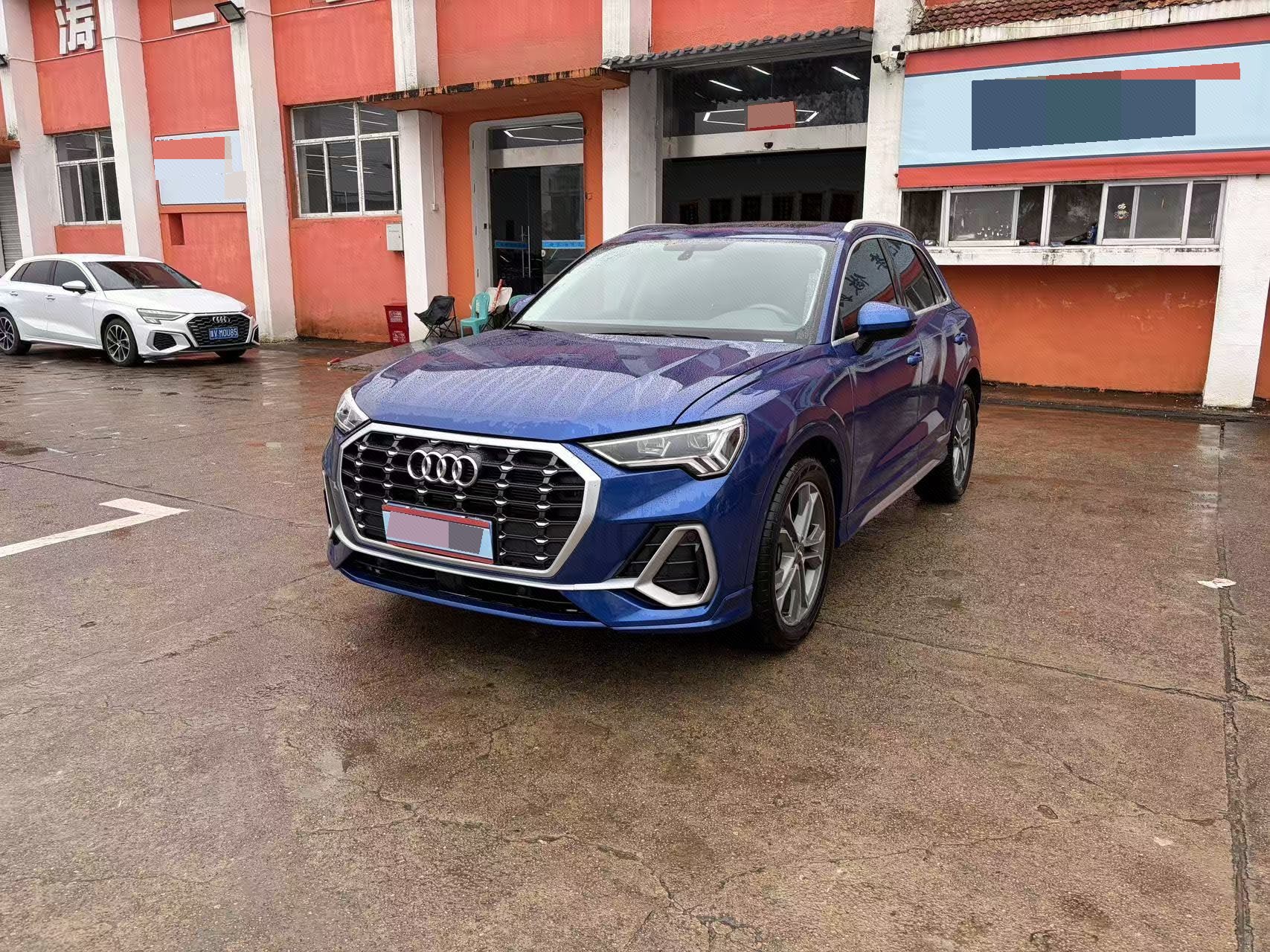 Audi Q3 2020 Audi Q3 2020 immagine di auto